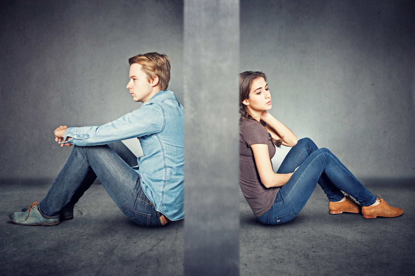 How should a good relationship between an unmarried or married couple be?